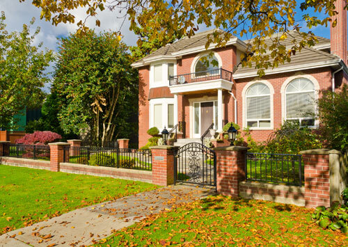 Charlton Real Estate - Laura Poulin-Harkins, REALTOR®